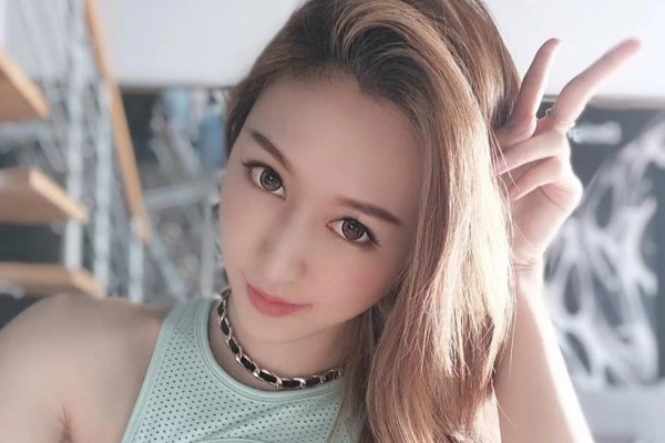 Vivian4